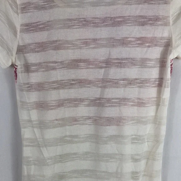 NWOT Maurices Top with Red & Gold Design - Picture 7 of 8